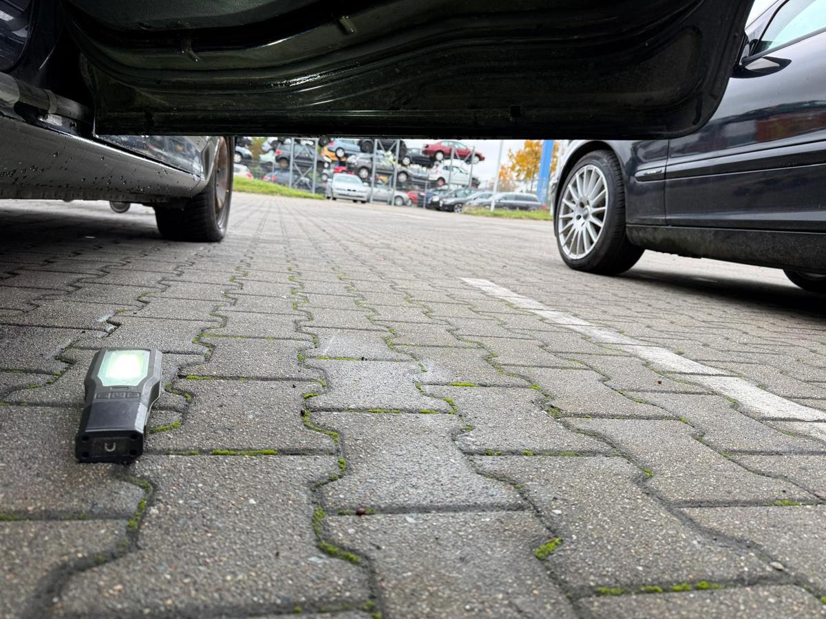Ford Mondeo BA7 original Tür hinten rechts Panther Schwarz Rohbau Kombi BJ09